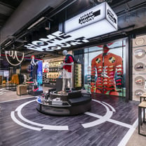 Foot Locker sales drop in first quarter on Champs Sports business dive