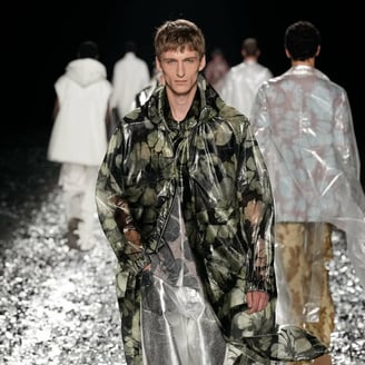 Dries Van Noten final show, the end of a Belle Epoch in fashion